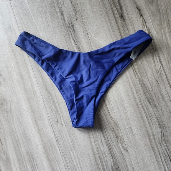 Bikini Bottom - Picture 2 of 4